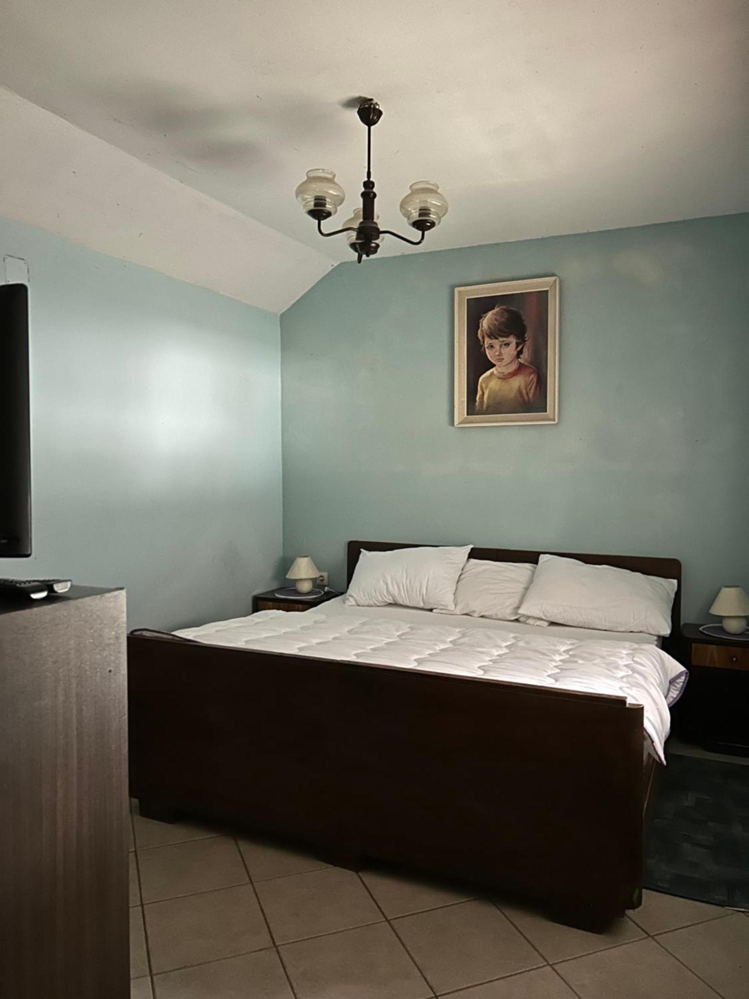 B&B Lukac Kutina Buitenkant foto