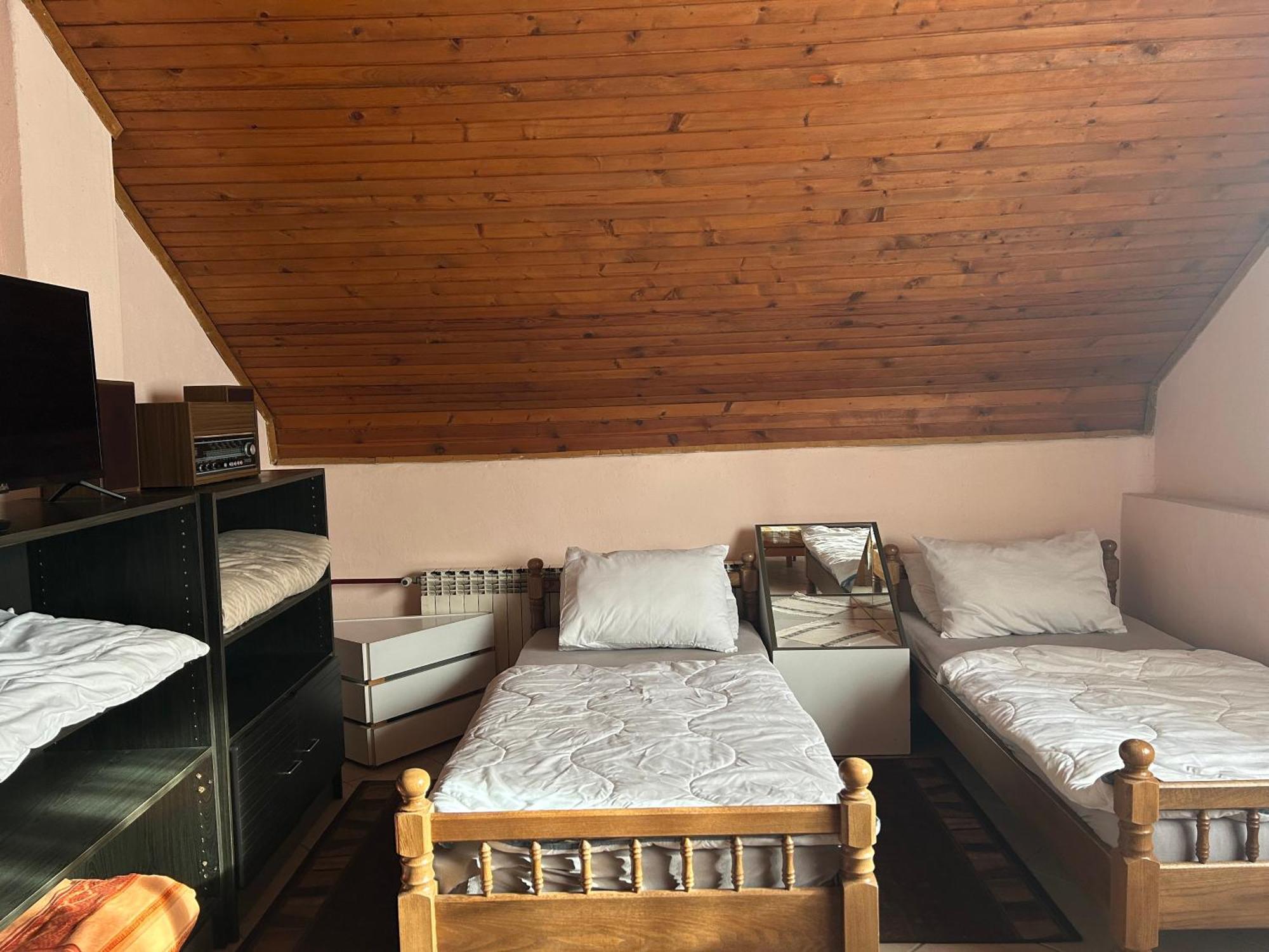 B&B Lukac Kutina Buitenkant foto