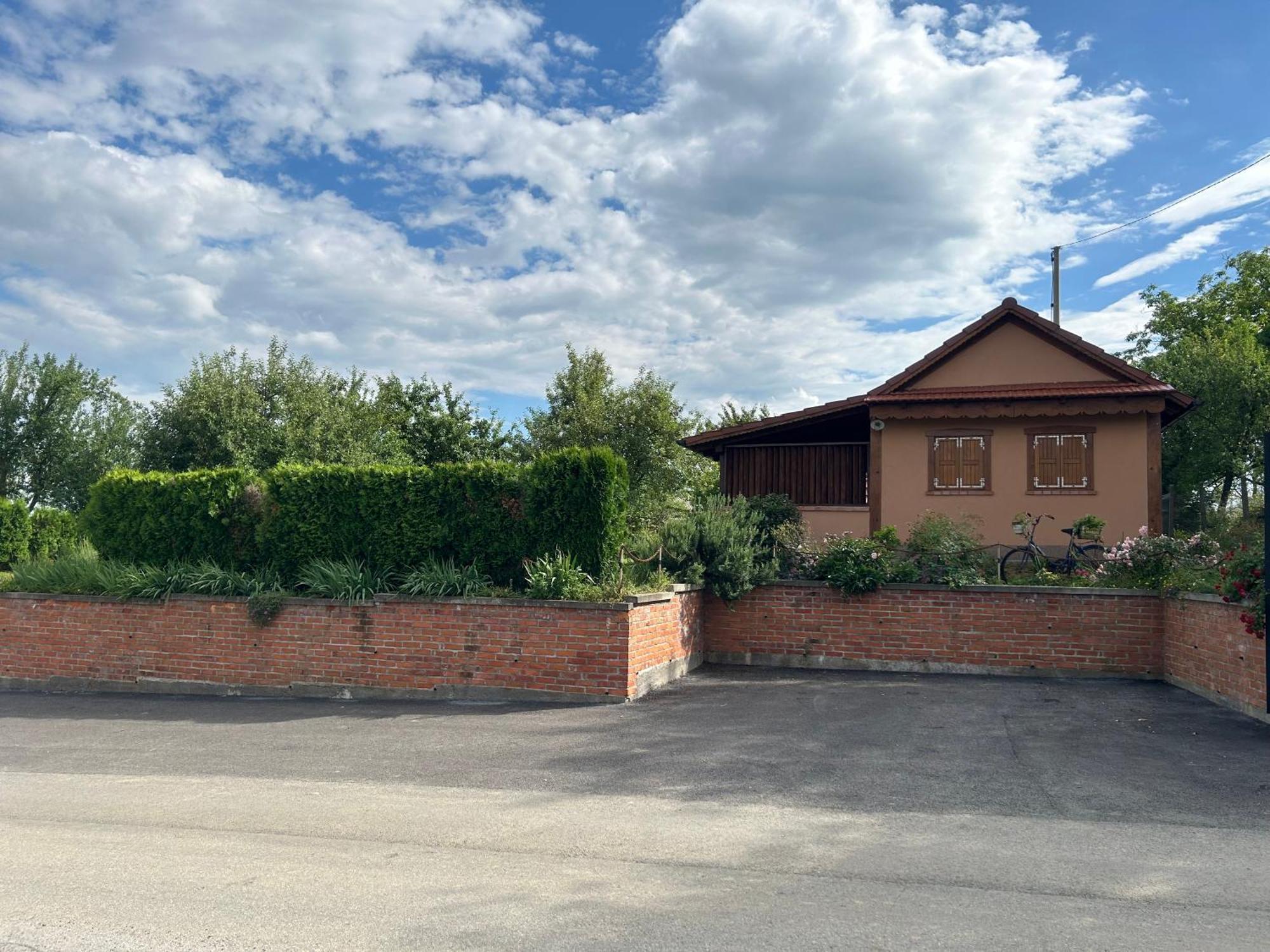 B&B Lukac Kutina Buitenkant foto