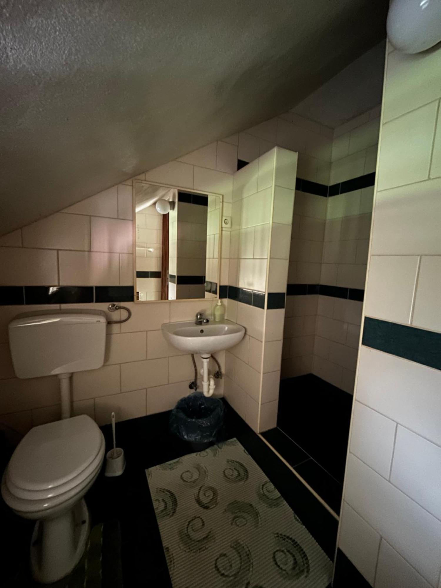 B&B Lukac Kutina Buitenkant foto